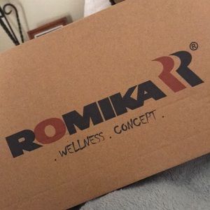 Romika: White Leather Tennis Shoes